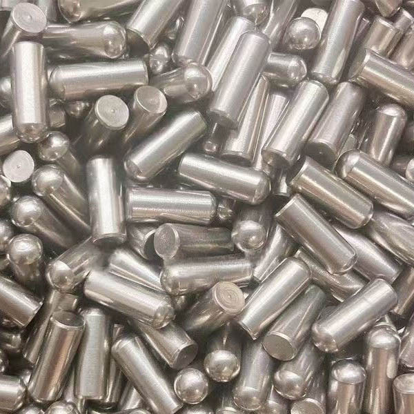 Wear-resistant studs
